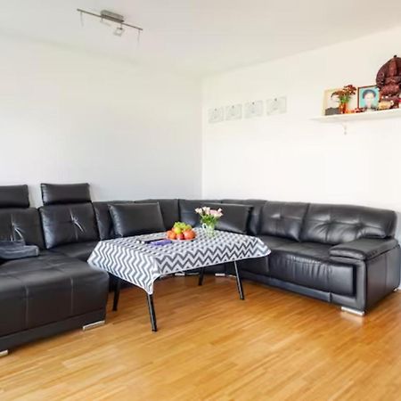 Privat Zimmer Richtung Messe هانوفر المظهر الخارجي الصورة