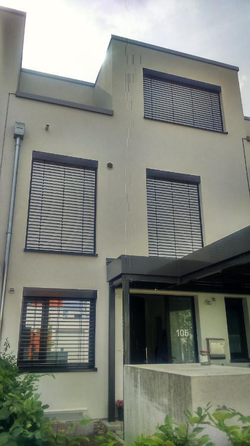 Privat Zimmer Richtung Messe هانوفر المظهر الخارجي الصورة